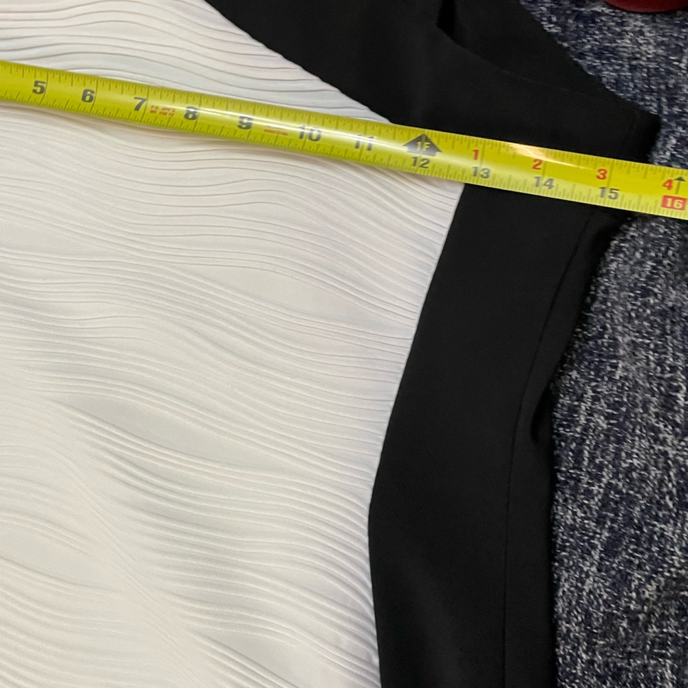 Joseph Ribkoff Asymmetrical Black and White Sleeveless Dress Size 10 - Picture 12 of 13